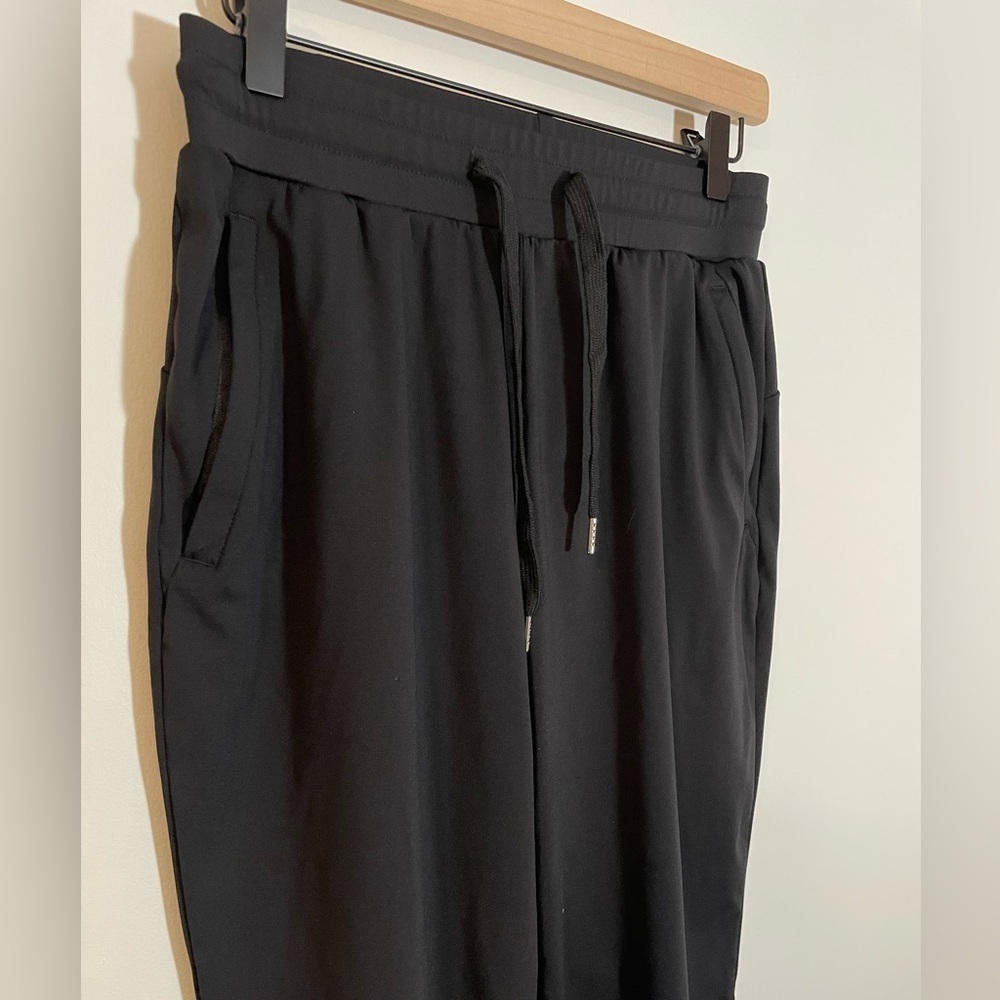 Blaosn Black Joggers Size Medium Zip Pockets Gym Yoga Athletic Stretch EUC - Picture 2 of 10
